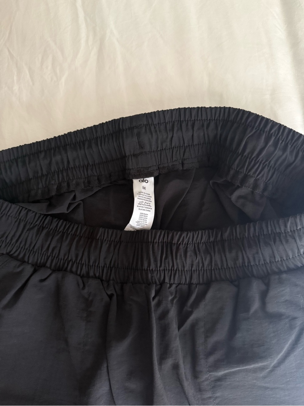 ALO Yoga Black Alumni Short - Tagged - Picture 4 of 4